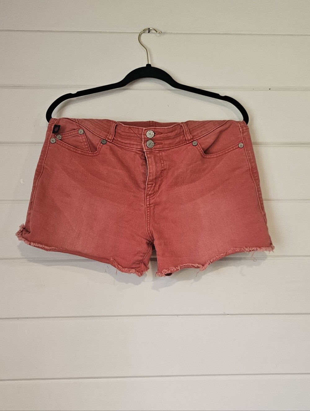 Rock & Republic Faded Red Denim Cutoff Shorts (12)